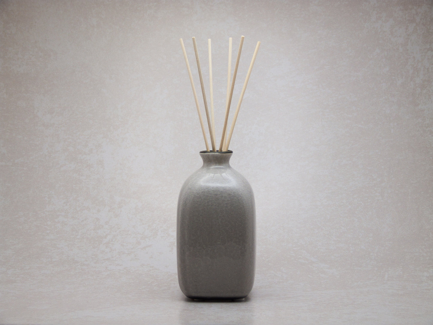 Reed Diffuser - Grey Ceramic 200ml