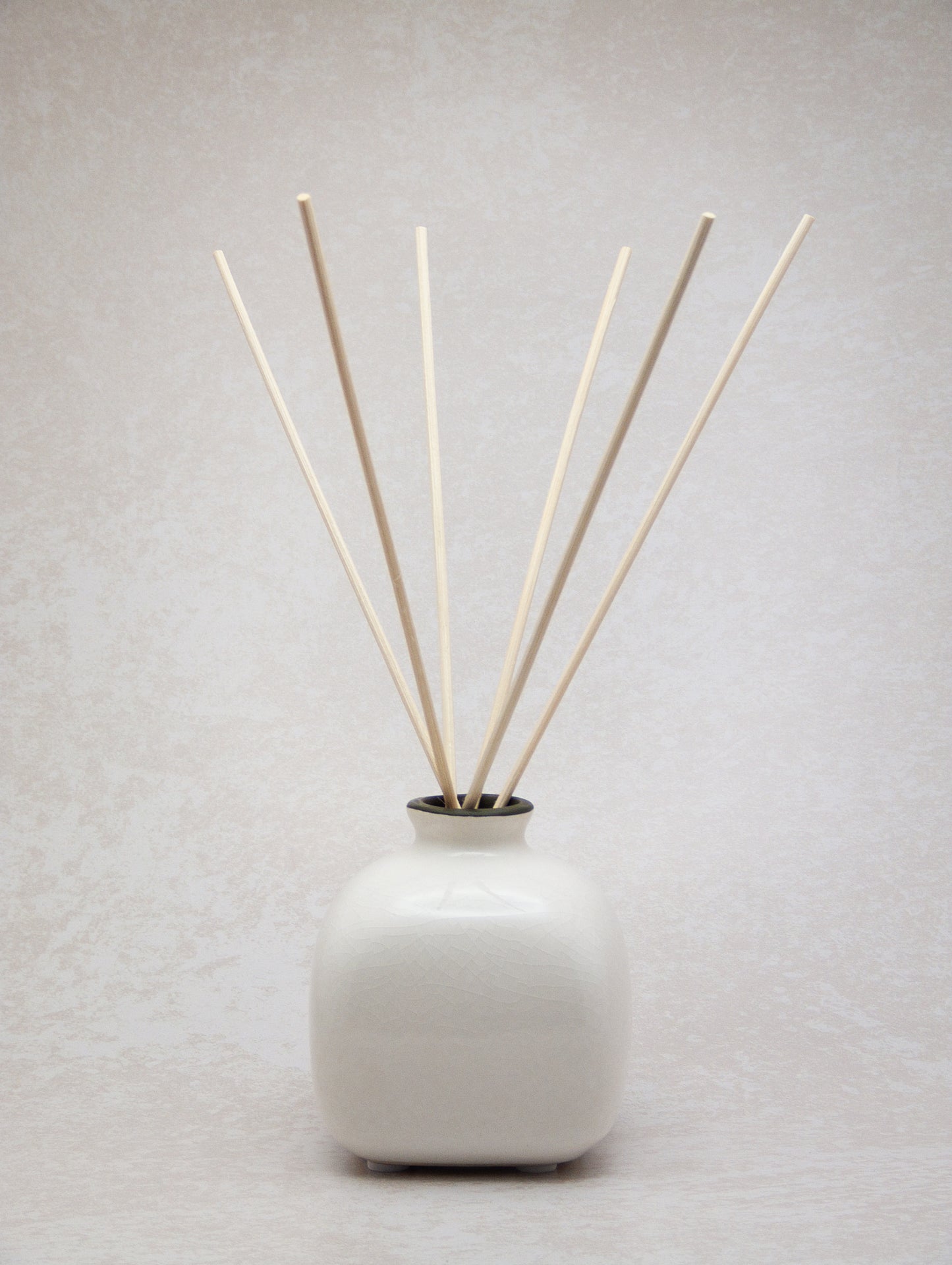 Reed Diffuser - White Ceramic 100ml